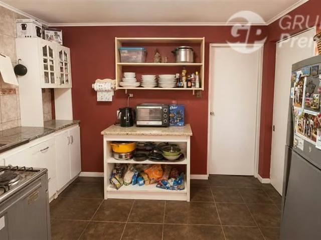 Casa en venta de 2D 1B en el centro de Curacaví | 2 dormitorios por 60000. 00 en Curacaví
