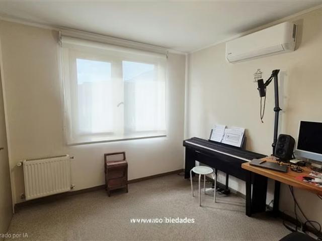 Casa en venta de 3 dorm 3 baños en Peñalolén | 3 dormitorios por 10800.00 en Peñalolén