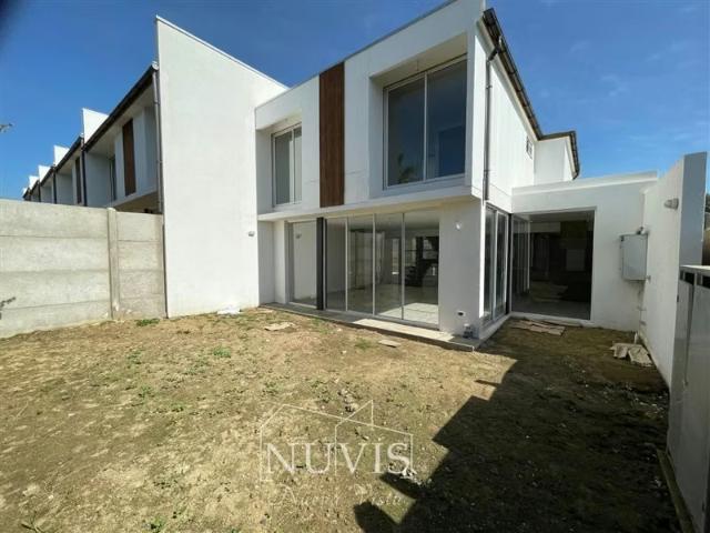 Casa en venta de 3 dorm. En Villa Alemana | 3 dormitorios por 5000.00 en Villa Alemana