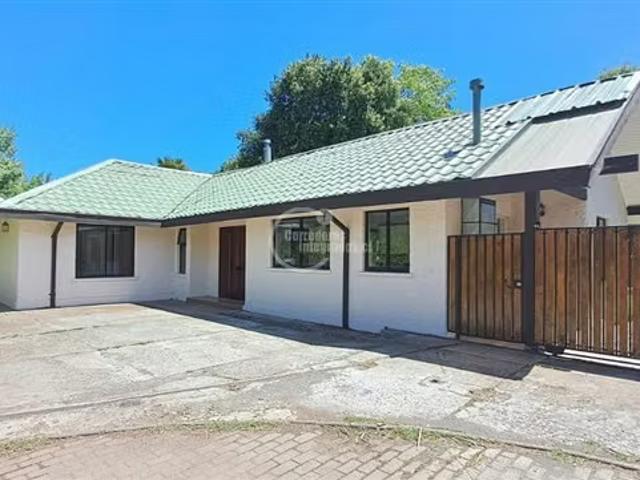 Casa en venta de 3 dorm. En Los Angeles | 3 dormitorios por 380000. 00 en Los Ángeles