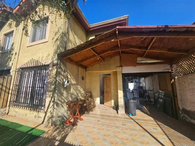 Casa en venta de 3 dorm. En Quilicura | 3 dormitorios por 3000.00 en Quilicura