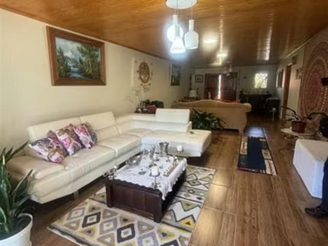 Casa en venta de 3 dorm. En San Esteban | 3 dormitorios por 300000. 00 en San Esteban