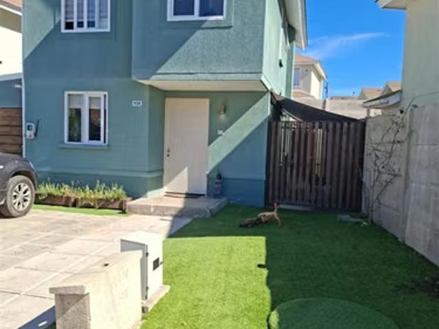 Casa en venta de 3 dormitorios Curauma | 3 dormitorios por 4500.00 en Valparaíso