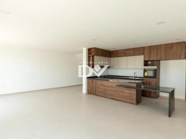 CASA EN VENTA DE 3 HABITACIONES EN LOMAS DE ANGELOPOLIS 3 EN CLUSTER CON AMENIDADES