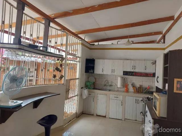 Casa en venta de 3 pisos en Tarapoto – San Martín / Socorro Saldaña 9.4.2. 0.3.3. 4.8.2