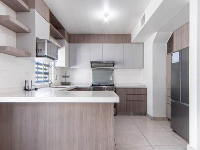 CASA EN VENTA DE 3 RECAMARAS EN RESIDENCIAL LOS ANGELES MEXICALI B.C
