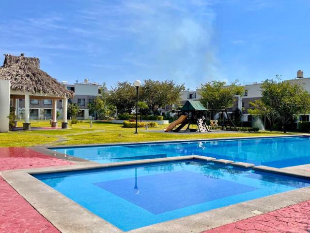Casa en venta de 3 recámaras en Xochitepec, Morelos