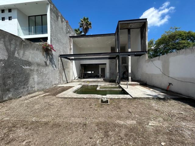 Casa en venta, de 420M2 terminada, ?nicamente faltan acabados. Vista Hermosa, Cuernavaca