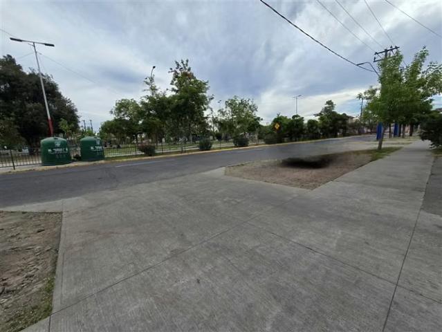 Casa en venta de 4 dorm. Y LOCAL COMERCIAL, en La Cisterna | 4 dormitorios por 14553.00 en La Cisterna