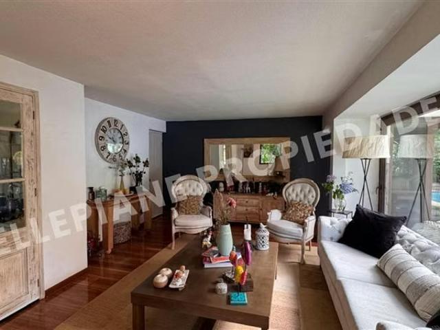 Casa en venta de 4 dorm. En Las Condes | 4 dormitorios por 19000.00 en Las Condes