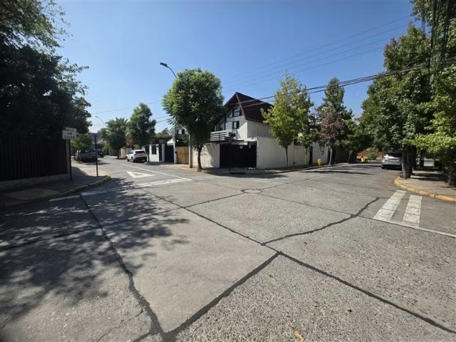 Casa en venta de 4 dorm. En Las Condes | 4 dormitorios por 13500.00 en Las Condes