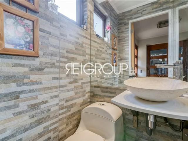 Casa en venta de 4 dorm. En Lo Barnechea | 4 dormitorios por 16800.00 en Lo Barnechea