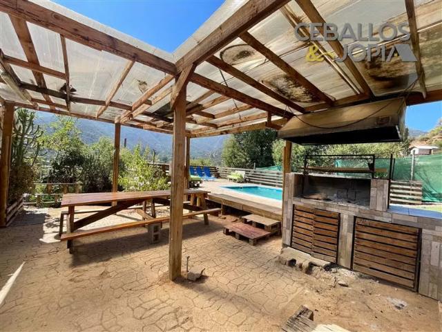 Casa en venta de 4 dorm. En Olmué | 4 dormitorios por 105000. 00 en Olmué