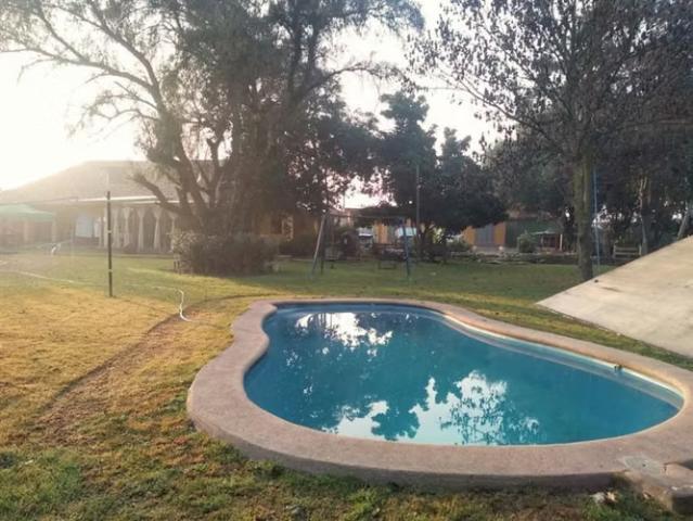 Casa En Venta De 4 Dorm. En Peñaflor | 4 dormitorios por 14990.00 en Peñaflor