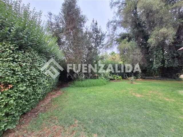 Casa en venta de 4 dorm. En Peñaflor Locomoción | 4 dormitorios por 8980.00 en Peñaflor