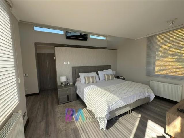 Casa en venta de 4 dorm. En Peñalolén | 4 dormitorios por 12500.00 en Peñalolén