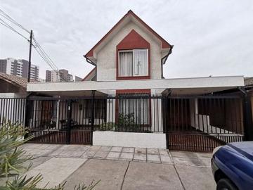 Casa en venta de 4 dorm. en pudahuel sur general carrera