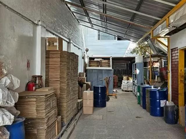 Casa en venta de 4 dorm. En Quinta Normal Equipamiento Mixto | 4 dormitorios por 5500.00 en Quinta Normal