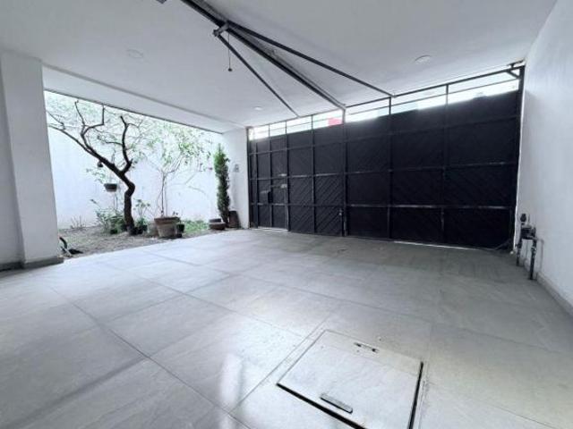 CASA EN VENTA DE 4 RECÁMARAS SAN JOSÉ VISTA HERMOSA. ZONA IBERO, PUEBLA