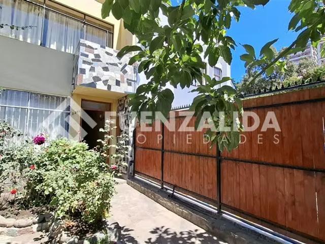 Casa en venta de 4D 2B 1E en Viña del Mar | 4 dormitorios por 168000. 00 en Viña del Mar