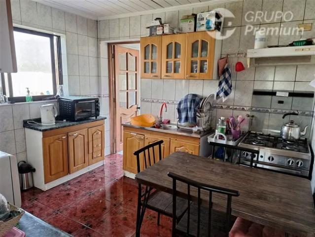 Casa en venta de 5 dorm. 4 baños de 3117m2 Terre. En Quillota | 5 dormitorios por 470000. 00 en Quillota