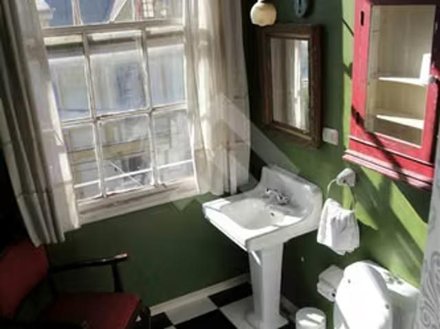 Casa en venta de 5 dorm. En Valparaíso | 5 dormitorios por 300000. 00 en Valparaíso