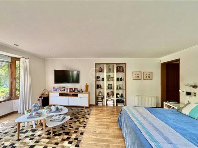 Casa en venta de 5 dorm. En Vitacura, condominio, Lo Curro | 6 dormitorios por 32500.00 en Vitacura
