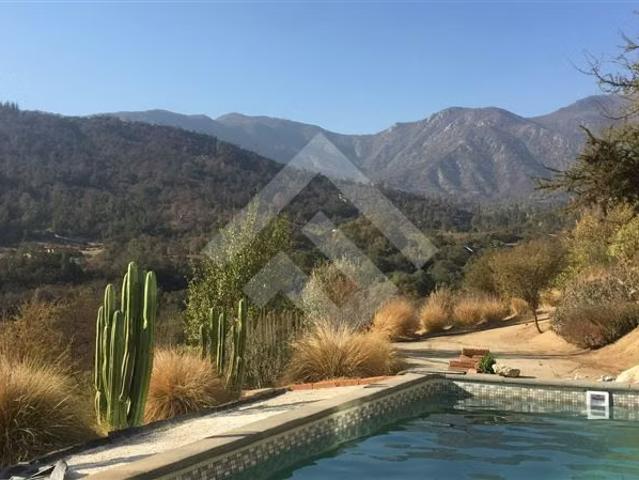 Casa en venta de 5 dorm. En Olmué | 5 dormitorios por 35000.00 en Olmué