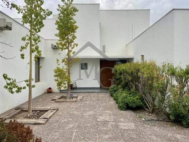 Casa en venta de 5 dorm. En Piedra Roja Colina | 5 dormitorios por 22800.00 en Colina