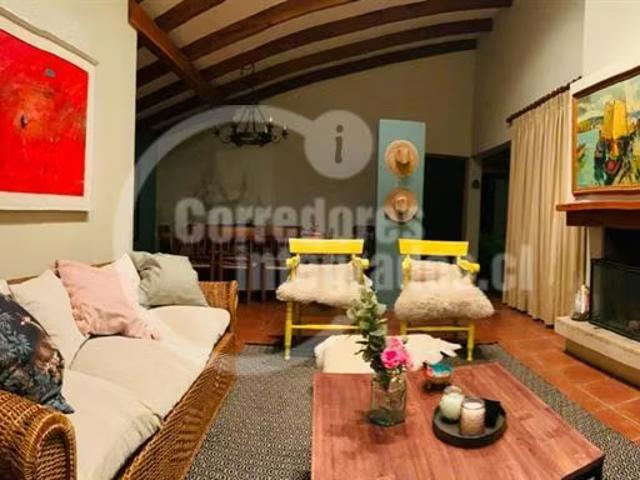 Casa en venta de 5 dorm. En San Antonio | 5 dormitorios por 6500.00 en San Antonio