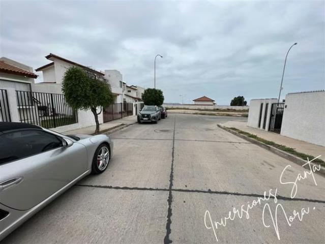 Casa En Venta De 5 Dorm. Peñuelas Coquimbo | 5 dormitorios por 7800.00 en Coquimbo