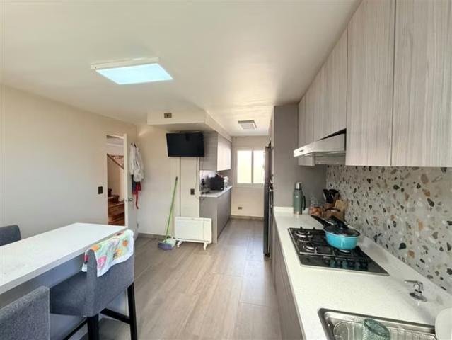 Casa en venta de 5 dormitorios Curauma | 5 dormitorios por 7500.00 en Valparaíso