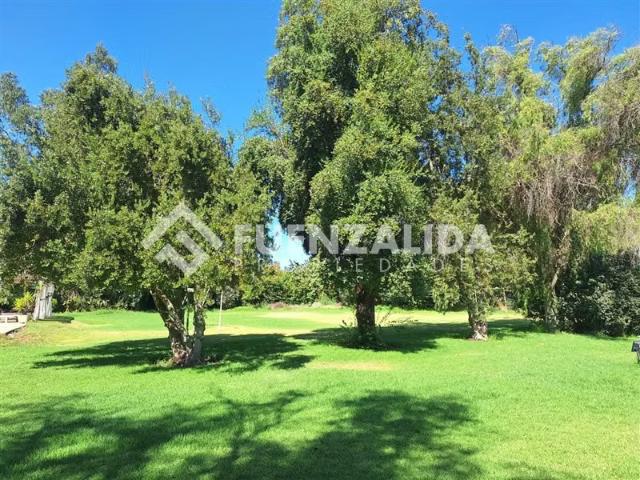 Casa en venta de 5D 4B piscina terraza Colonia Alemana | 5 dormitorios por 11800.00 en Peñaflor
