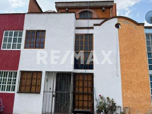 CASA EN VENTA DE 63 m2