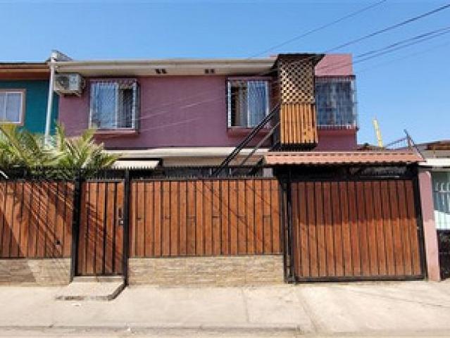 Casa en venta de 6 dorm. 3 baños el bosque