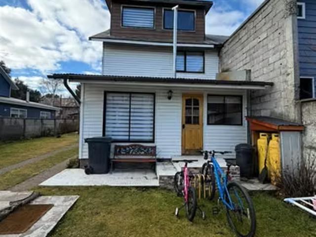 Casa en venta de 6 dorm. En Coihaique | 6 dormitorios por 330000. 00 en Coyhaique