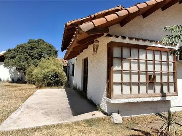 Casa en venta de 6 dorm. En Lampa | 6 dormitorios por 230000. 00 en Lampa