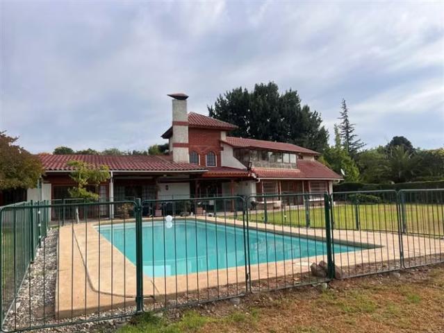 Casa en venta de 6 dorm. En Limache | 6 dormitorios por 9490.00 en Limache