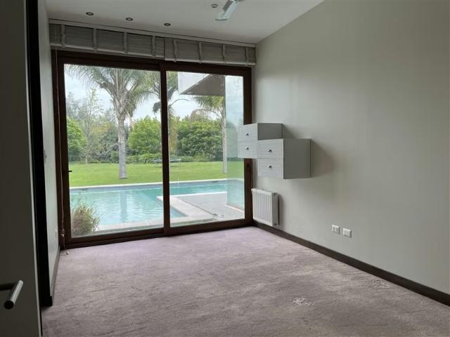 Casa en venta de 6D. Las Brisas Chicureo. Colegio Highlands | 6 dormitorios por 27900.00 en Colina