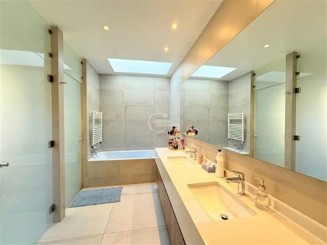 Casa en venta de 7 dorm. Av La Dehesa/ Bernardo Larraín | 7 dormitorios por 36800.00 en Lo Barnechea