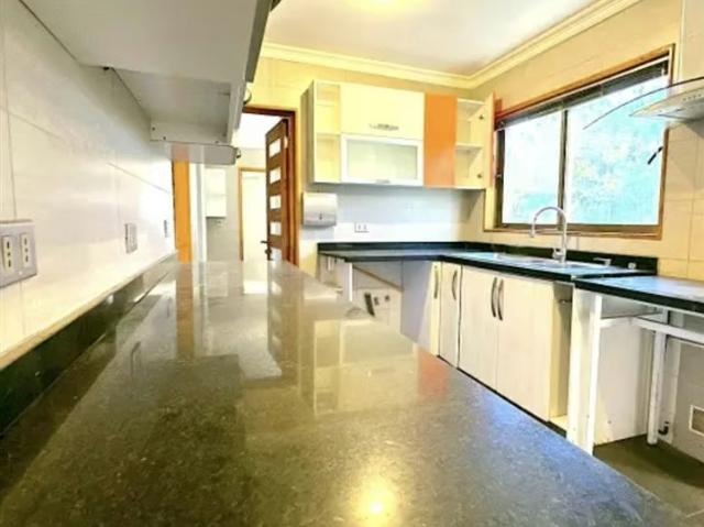 Casa en venta de 7 dorm. En Condominio Rinconada de los and | 7 dormitorios por 13000.00 en Rinconada