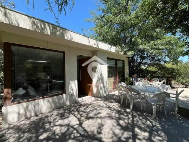 Casa en venta de 7 dorm. Mas departamento, Piedra roja, Colina | 7 dormitorios por 20900.00 en Colina