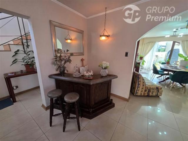 Casa en venta de 8 dorm. En Viña del Mar | 8 dormitorios por 12950.00 en Viña del Mar