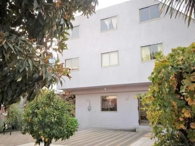 Casa en venta de 8 dorm. En La Reina Metro Castillo Velasco | 8 dormitorios por 17000.00 en La Reina