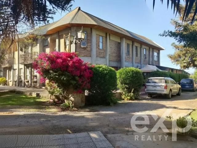 Casa en venta de 8 dorm. En Padre Hurtado | 8 dormitorios por 15000.00 en Padre Hurtado
