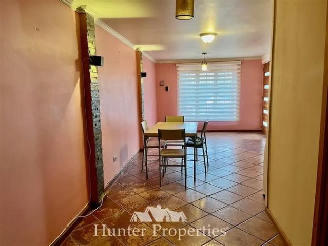 Casa en venta de 9D, 3B, de 110M2, en nueva holanda, Talca | 9 dormitorios por 115000. 00 en Talca