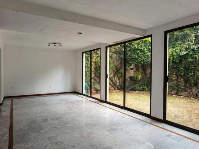 CASA EN VENTA EN BARRIO SAN LUCAS, COYOACAN