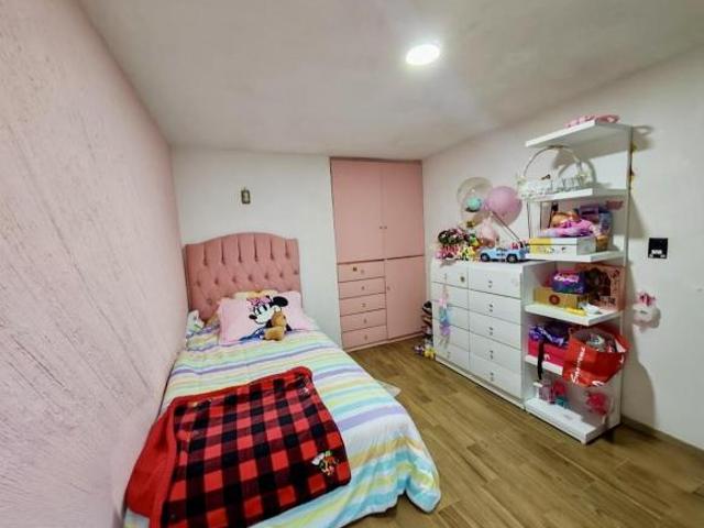 Casa en venta dentro de Fraccionamiento La Joya a 8 minutos de Plaza Cruz del Sur Puebla