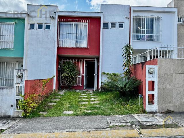 CASA EN VENTA DENTRO DE FRACCIONAMIENTO PRIVADO EN EN BANDERILLA VERACRUZ, REC?MARA EN PLANTA BAJA