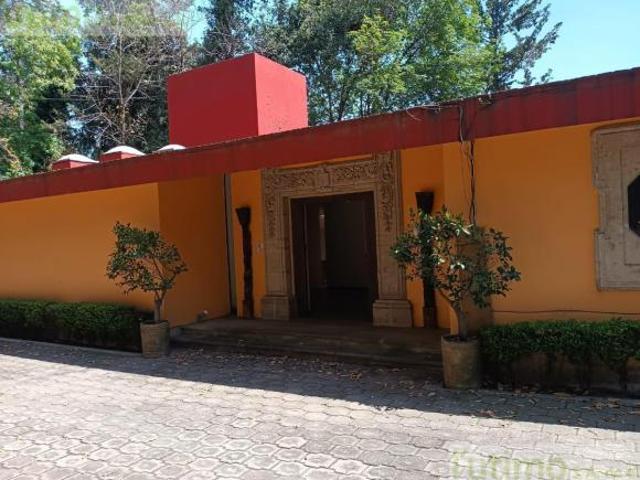 CASA EN VENTA, DESIERTO DE LOS LEONES DENTRO DE FRACCIONAMIENTO